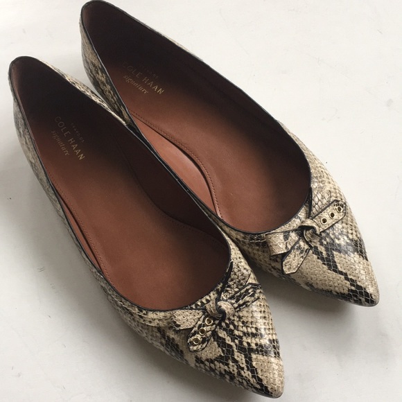 Cole Haan Shoes - EUC Cole Haan leather flats